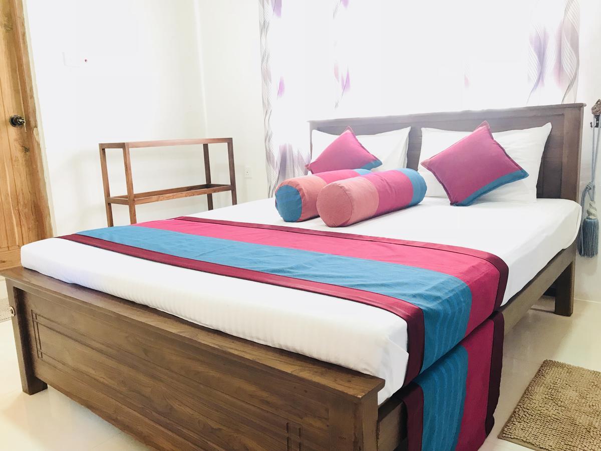 Golden Residence Anuradhapura Ruang foto